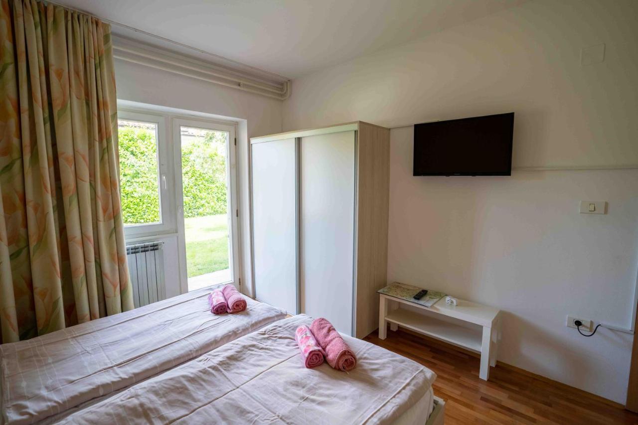 Soraja Apartments Izola Exterior photo